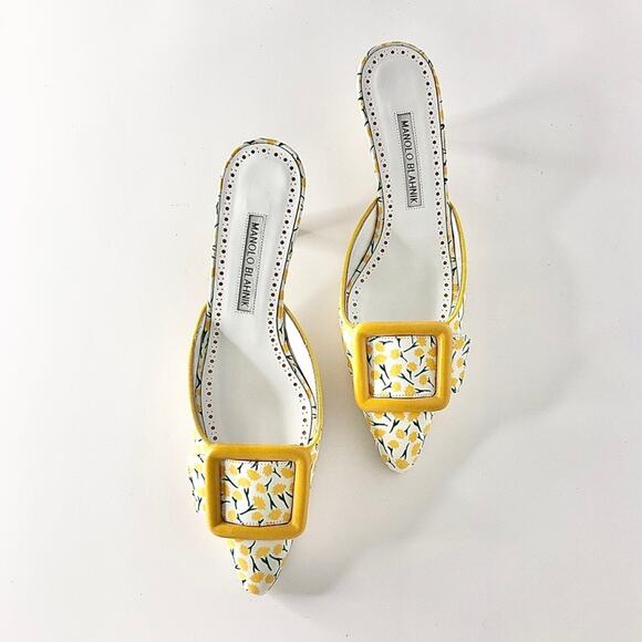 Manolo Blahnik Maysalebi Yellow Flower Print Slip On Kitten Heel Mules 37.5 - Picture 3 of 9